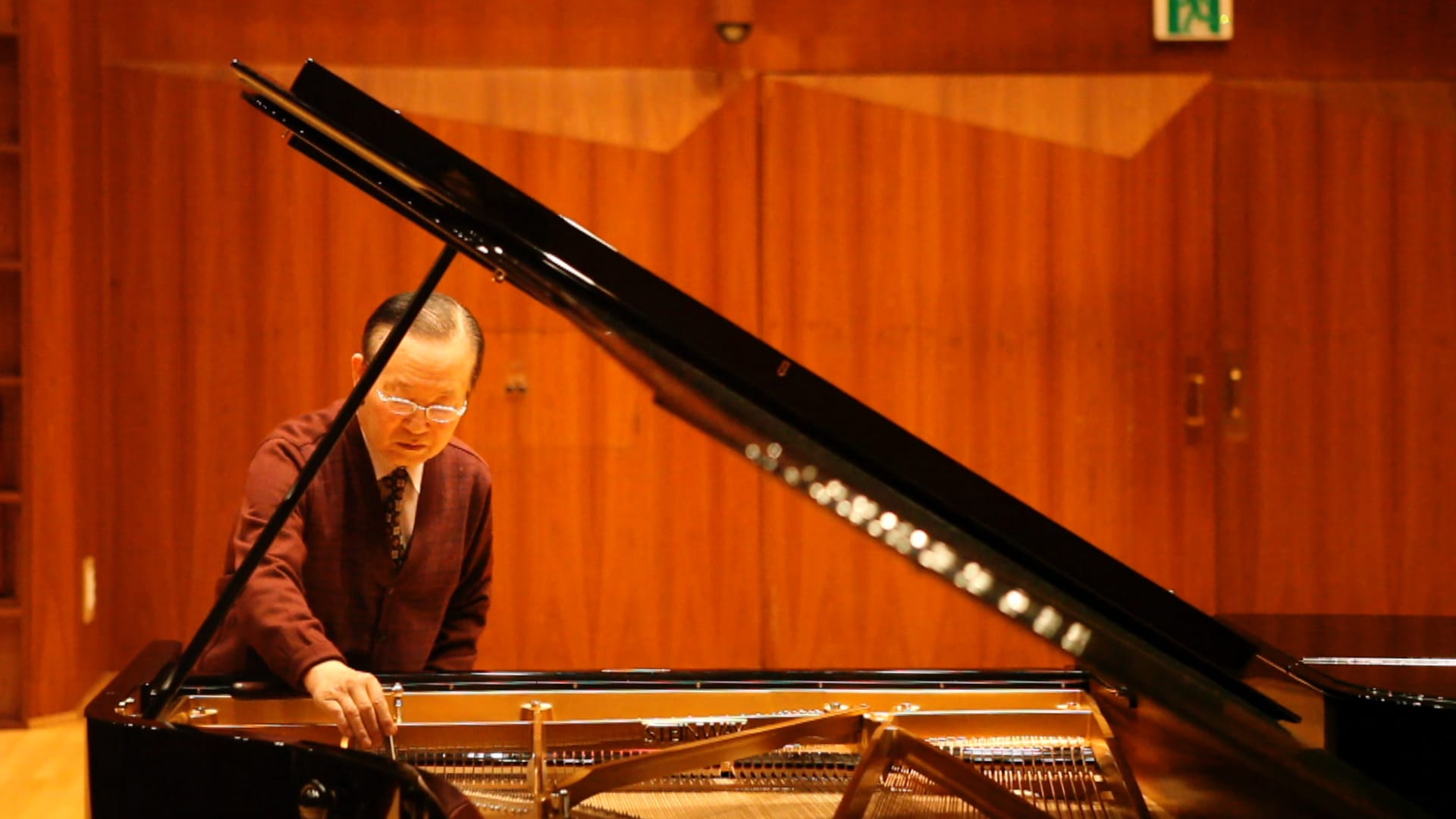 마지막 기쁨, 어느 미싱사의 일일, 열 두개의 방, 보물섬