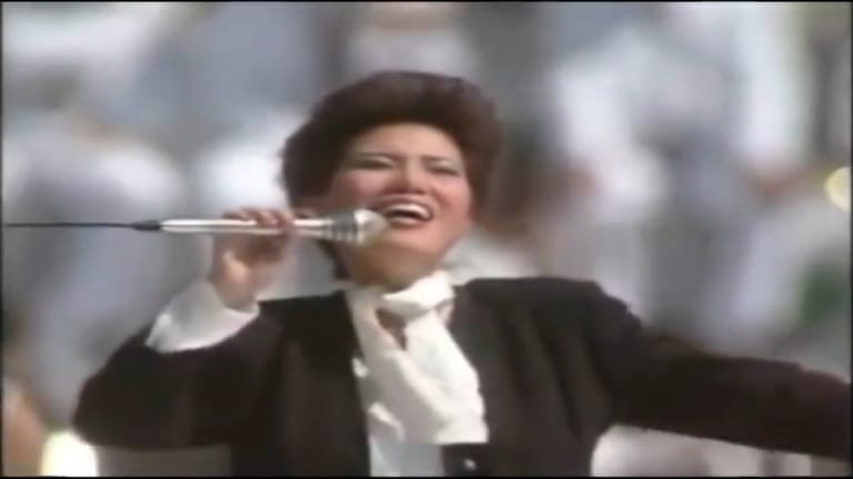 영원한 친구와 손에 손잡고