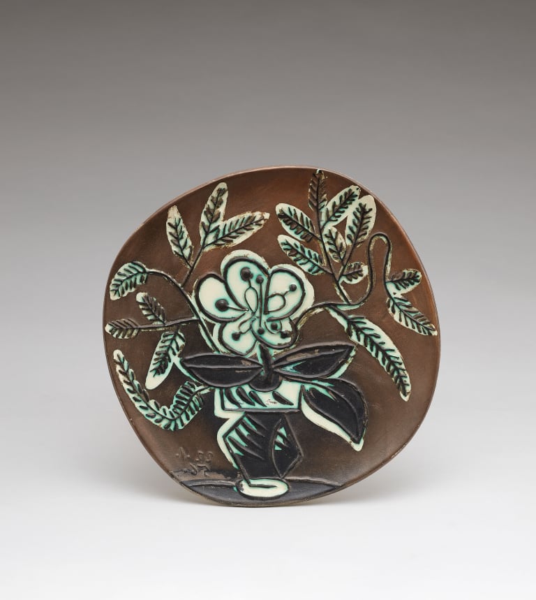 꽃다발이 있는 화병