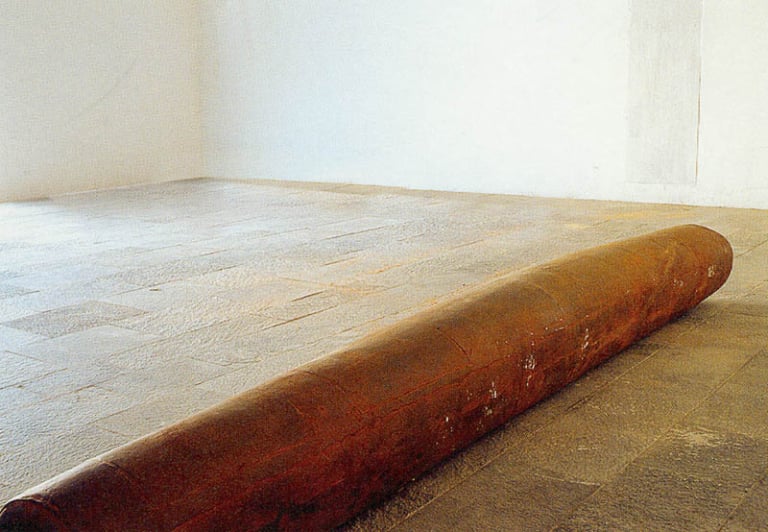 먼 곳으로부터 오는 소리