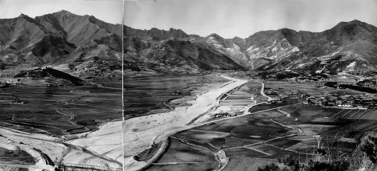 신도안-기념촬영, 삼신당, 영가무도, 시천주, 쿠베라, 계룡산 연천봉