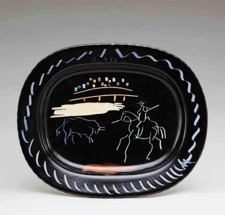 검은 바탕 위의 투우