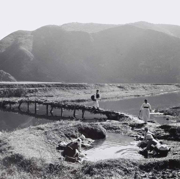 징검다리 빨래터